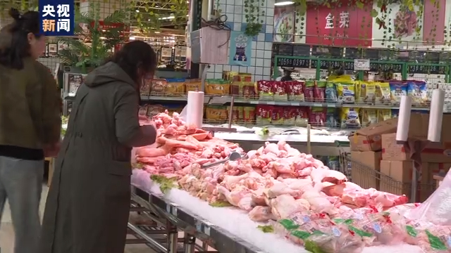 国务院联防联控机制:来自疫情高风险国家的冷链食品外包装须严格消毒